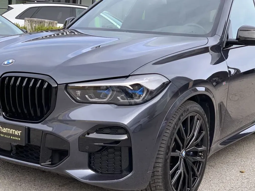 BMW X5 2022 photo 2
