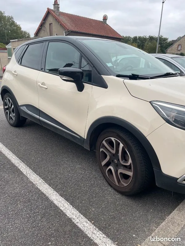 Renault Captur 2014 photo 2