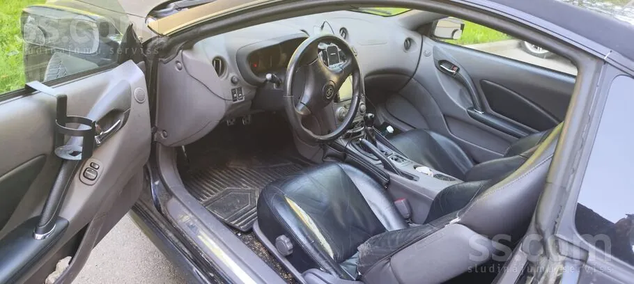 Toyota Celica 2001 photo 3