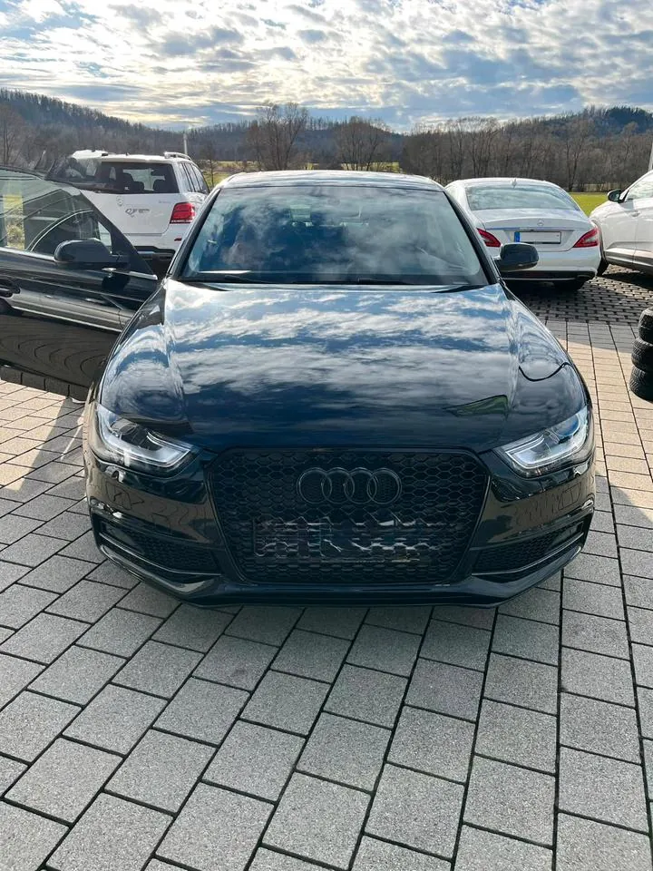 Audi A4 S Line