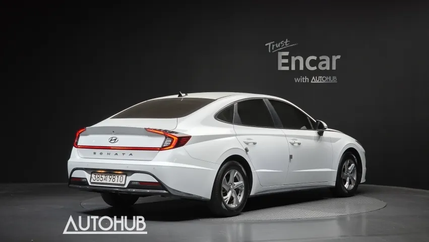 Hyundai Sonata 2022 photo 2