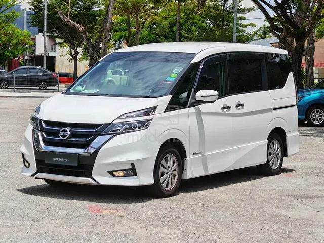 Nissan Serena 2.0