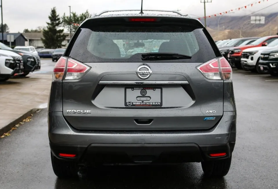 Nissan Rogue 2015 photo 4