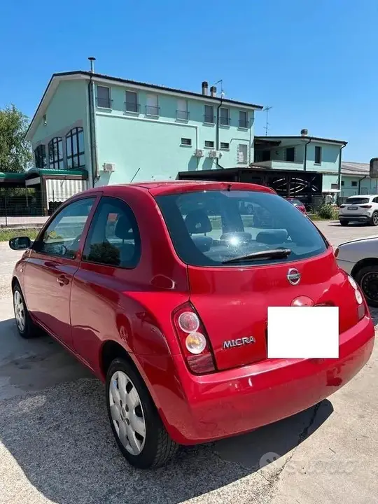 Nissan Micra 2004 photo 5