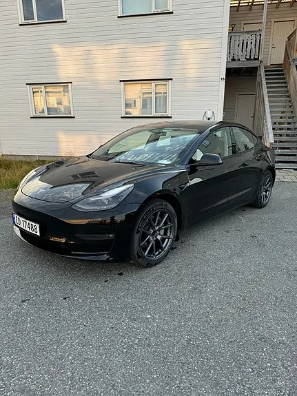 Tesla Model 3 2021 photo 4