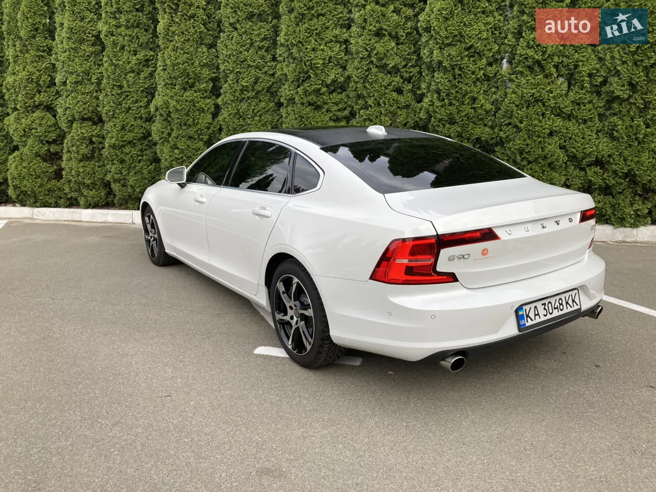 Volvo S90