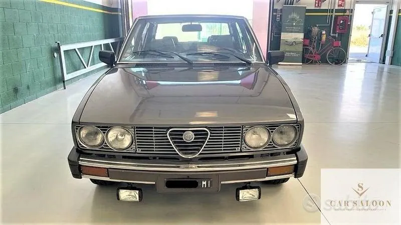 Alfa Romeo Alfetta 1984 photo 2