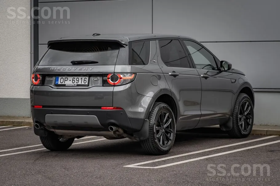 Land Rover Discovery Sport 2016 photo 4