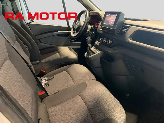 Nissan Primastar 2022 photo 5