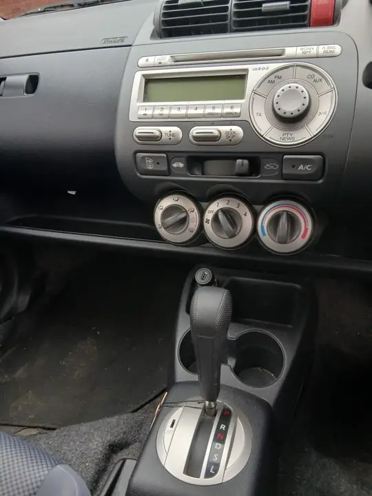 Honda Jazz 2006 photo 5