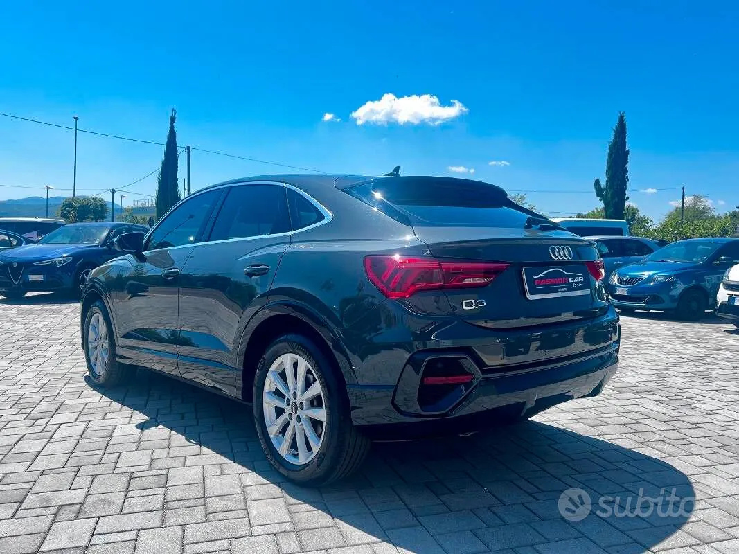 Audi Q3 2022 photo 5