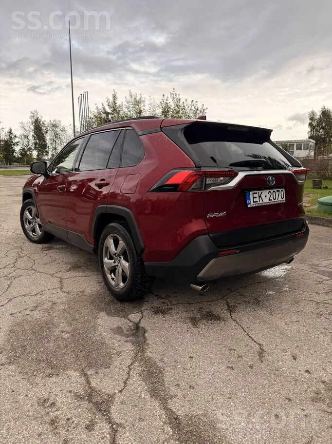 Toyota Rav4 2019 photo 3