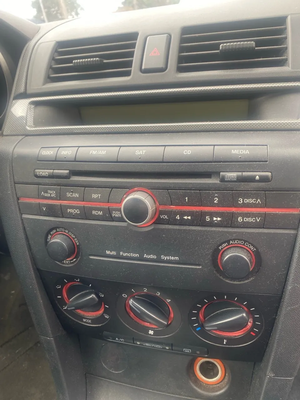 Mazda 3 2006 photo 4