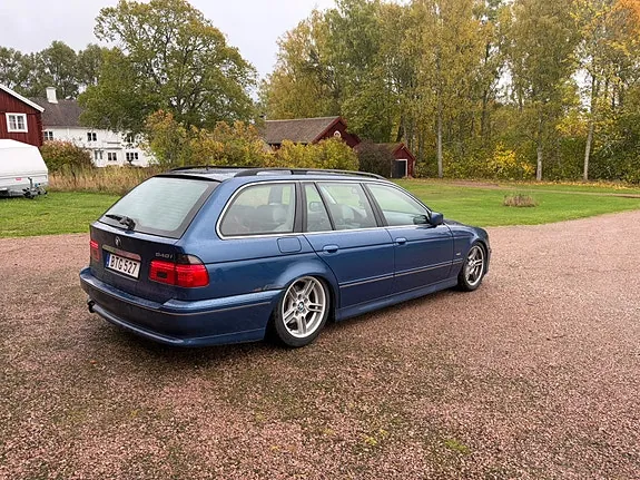 BMW 540I 2001 photo 2