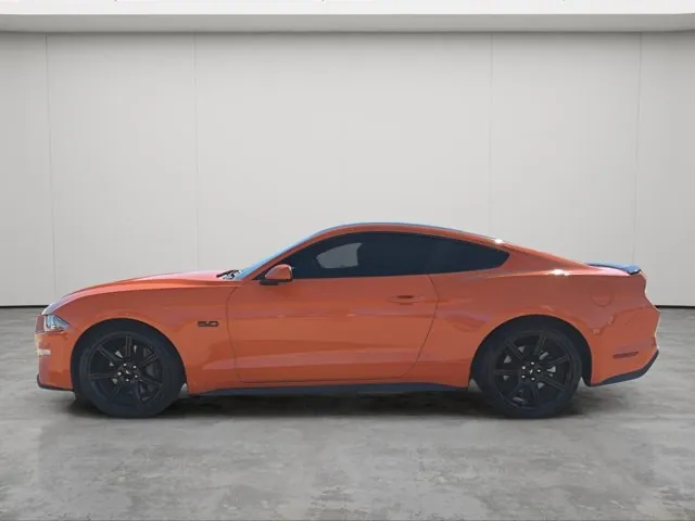 Ford Mustang 2020 photo 2