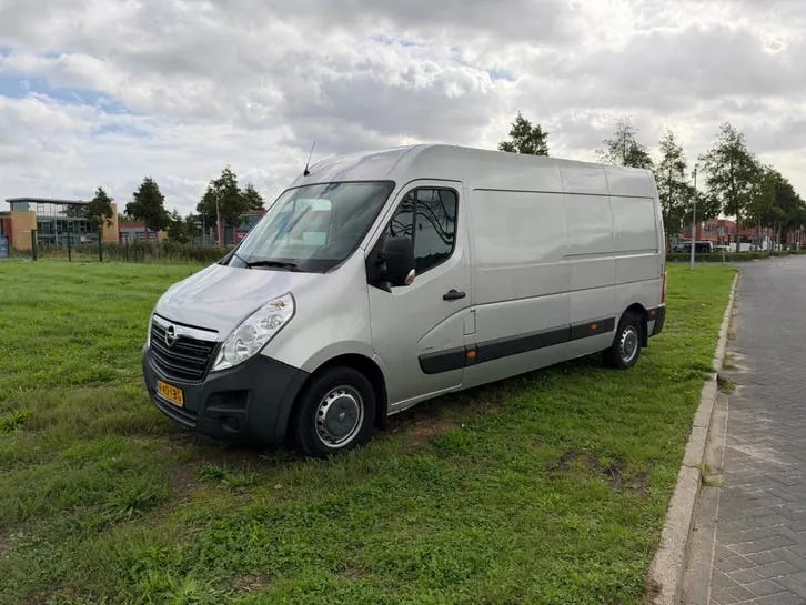 Opel Movano