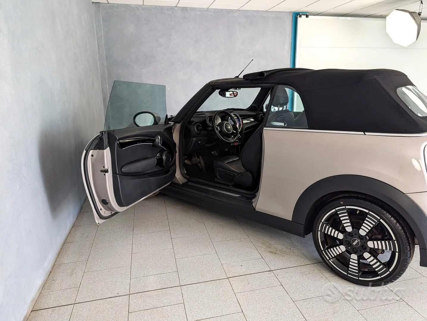 Mini Mini Cabrio 2023 photo 4