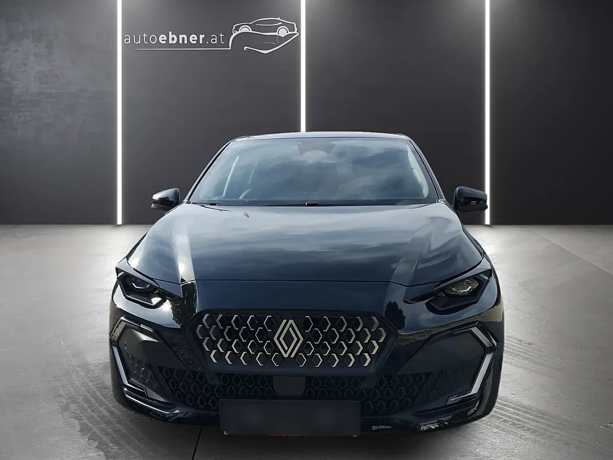 Renault Clio photo 2