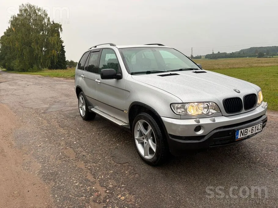 BMW X5 2001 photo 2