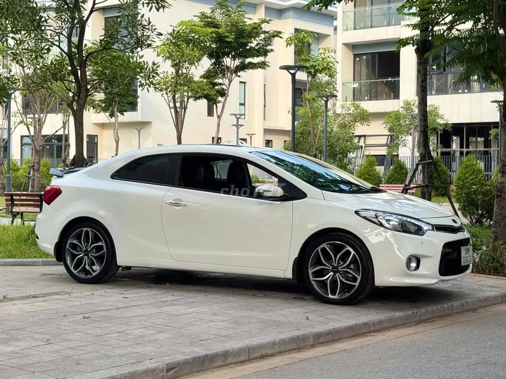Kia Cerato Koup 2014 photo 4