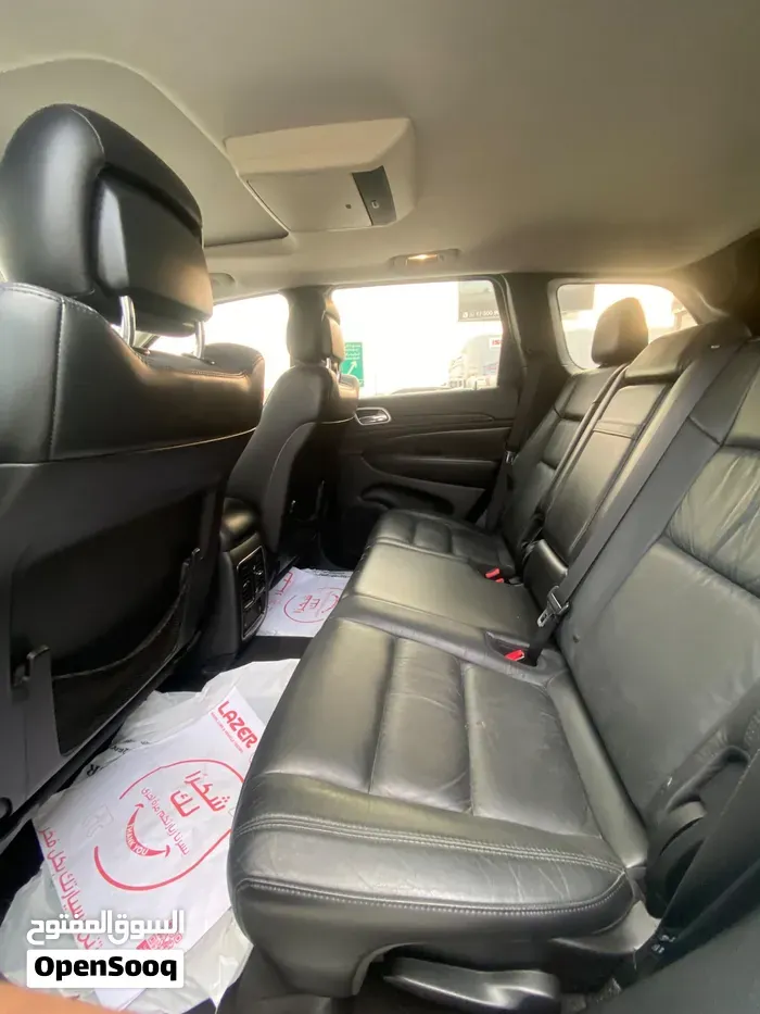 Jeep Grand Cherokee 2012 photo 2
