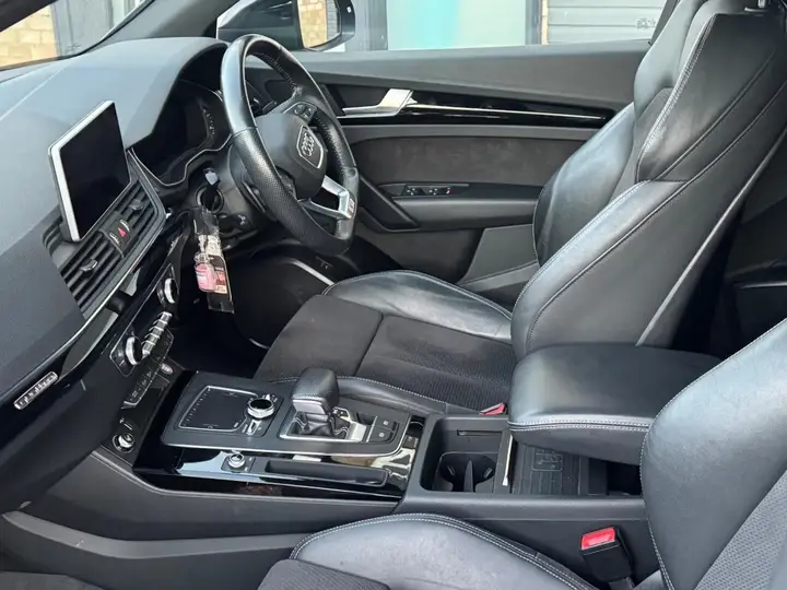 Audi Q5 2020 photo 2