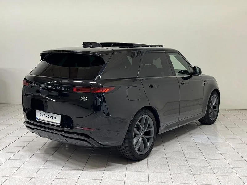 Land Rover Range Rover Sport 2023 photo 2