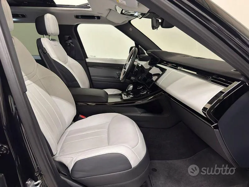 Land Rover Range Rover Sport 2023 photo 3