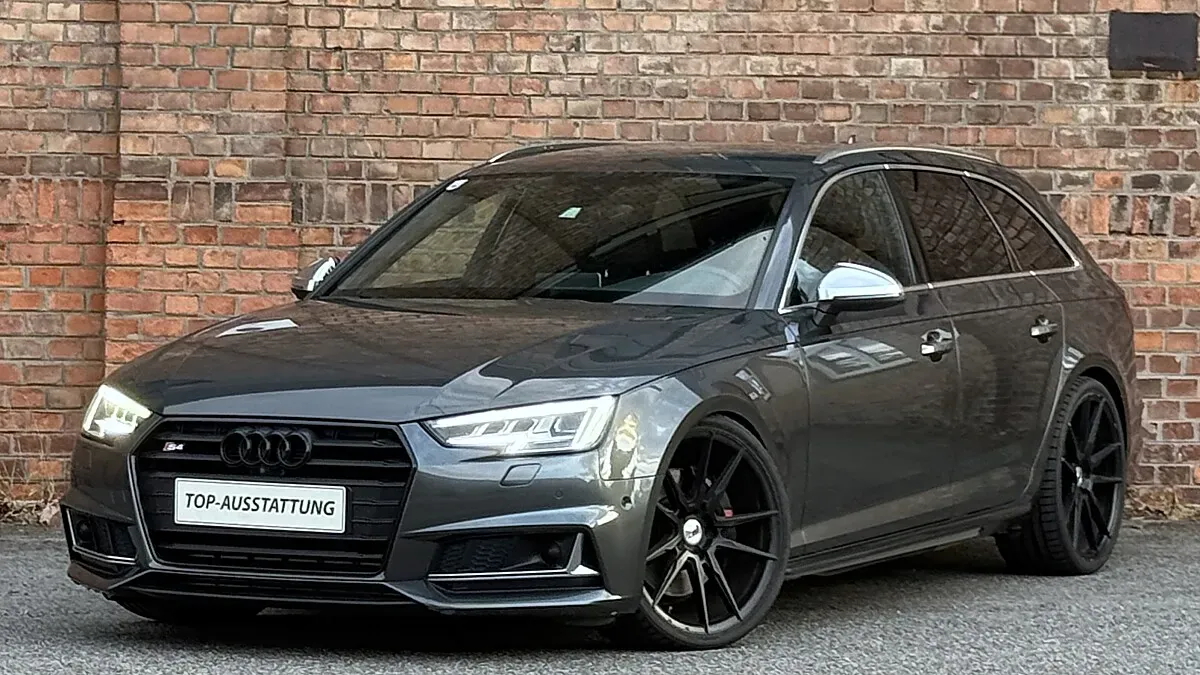 Audi A4 2016 photo 2