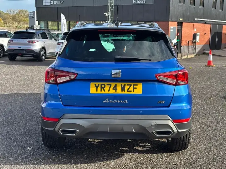 Seat Arona 2024 photo 4