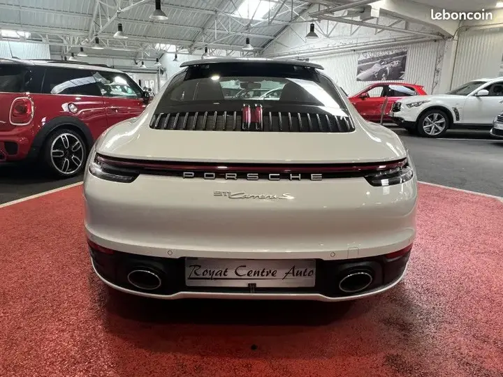 Porsche 911 2019 photo 3