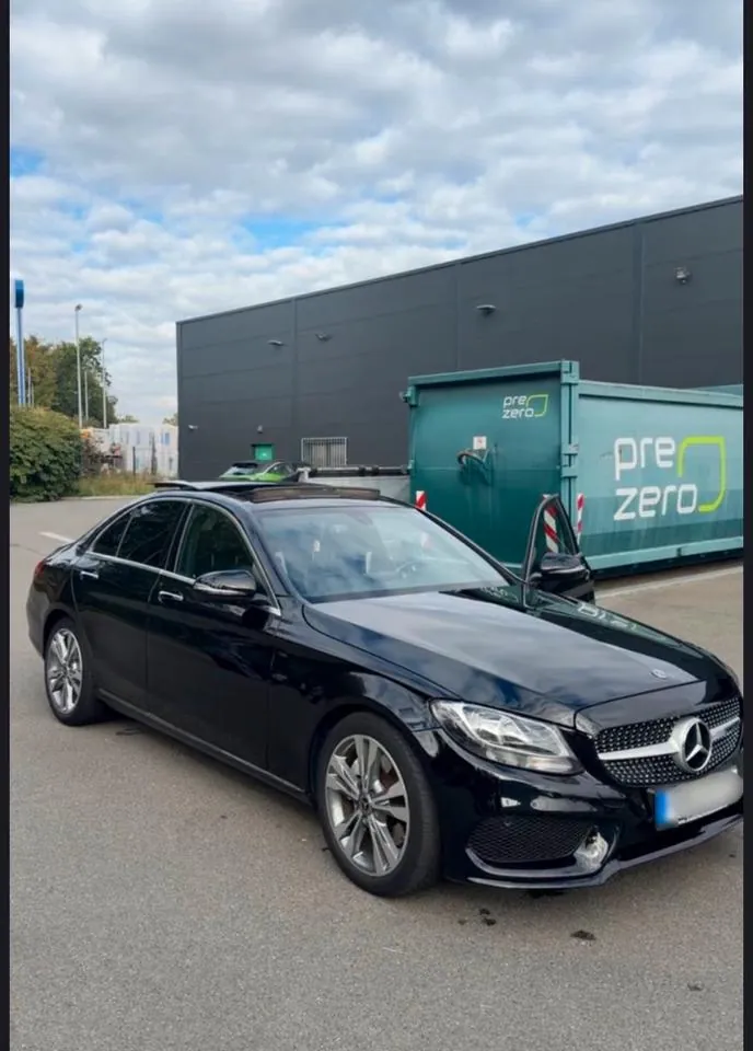 Mercedes-Benz C300