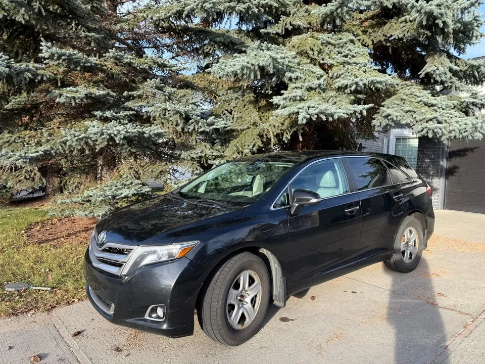 Toyota Venza 2013 photo 3