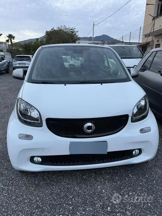Smart Fortwo 2018 photo 4