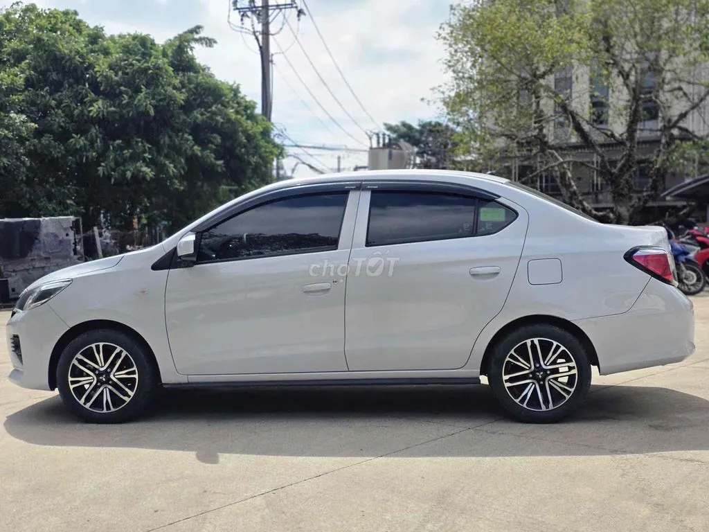Mitsubishi Attrage 2024 photo 2