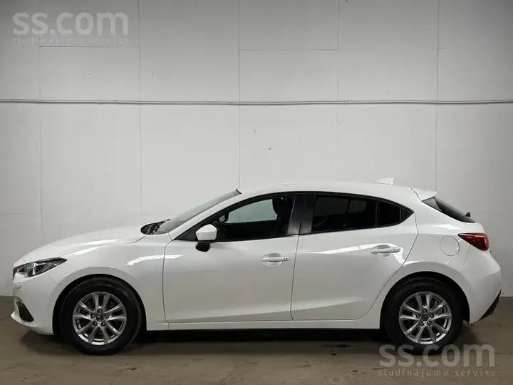 Mazda Mazda3 2015 photo 5