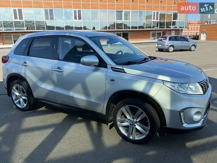 Suzuki Vitara 2019 photo 4