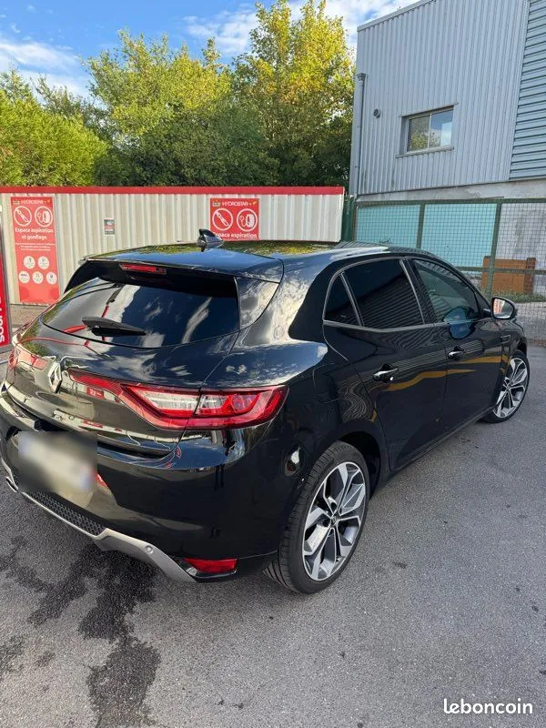 Renault Megane 2017 photo 3