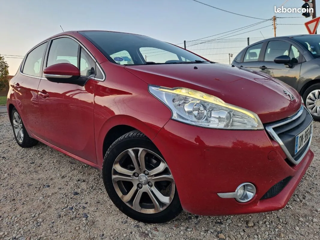 Peugeot 208