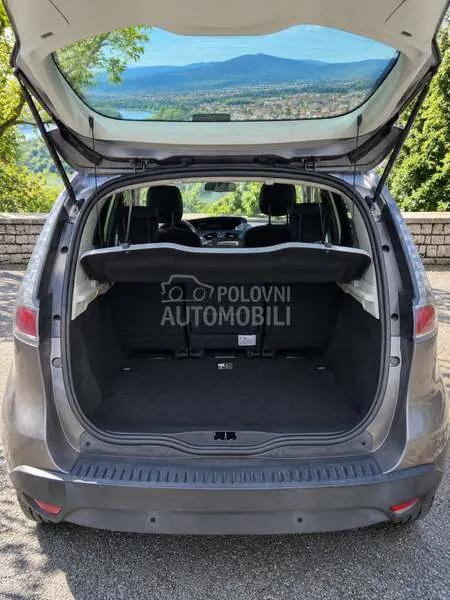 Renault Scenic 2015 photo 5