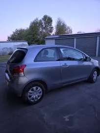 Toyota Yaris 2010 photo 3