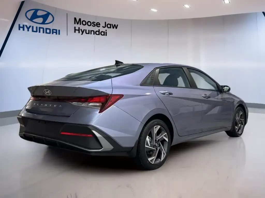 Hyundai Elantra 2026 photo 5