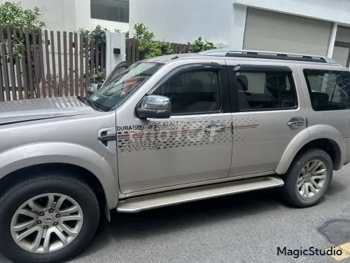 Ford Everest 2014 photo 2