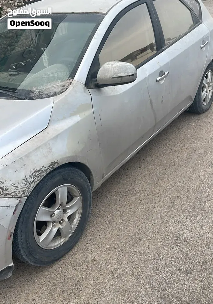 Kia Forte 2012 photo 2