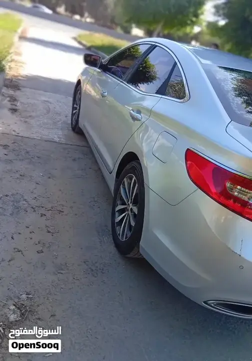 Hyundai Azera 2012 photo 3