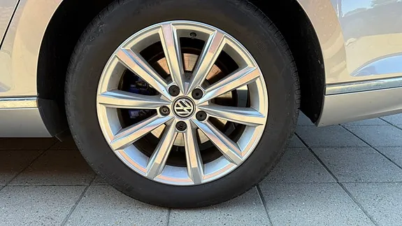 Volkswagen Passat 2020 photo 4