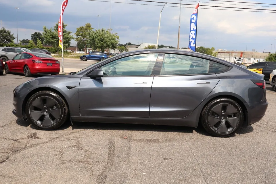 Tesla Model 3 2021 photo 4