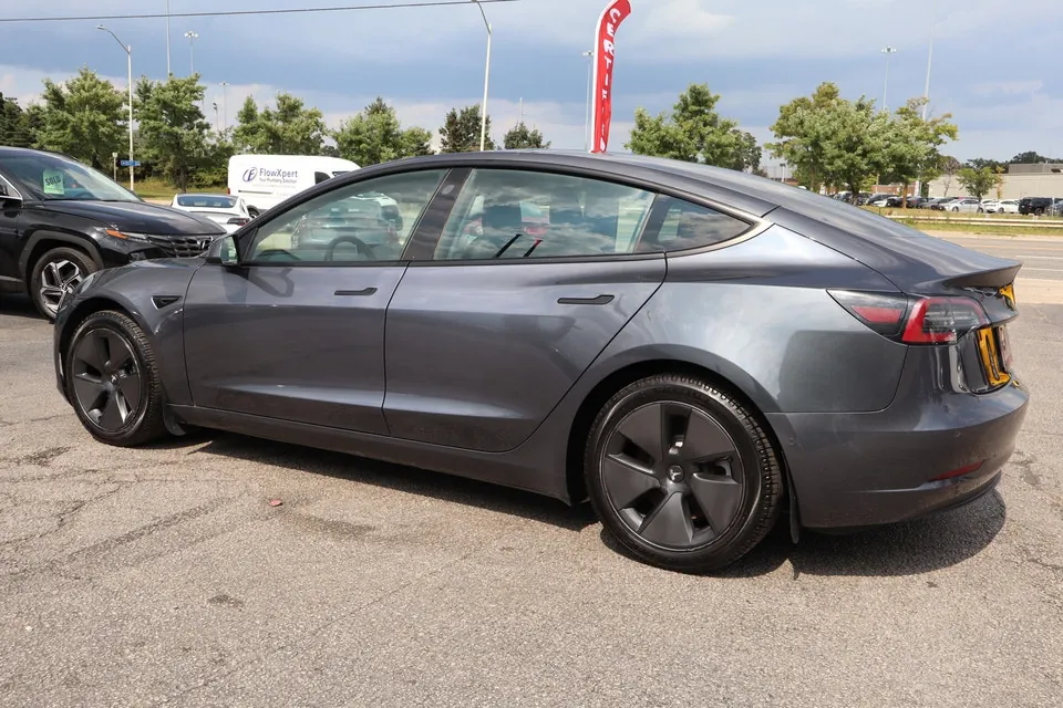 Tesla Model 3 2021 photo 5