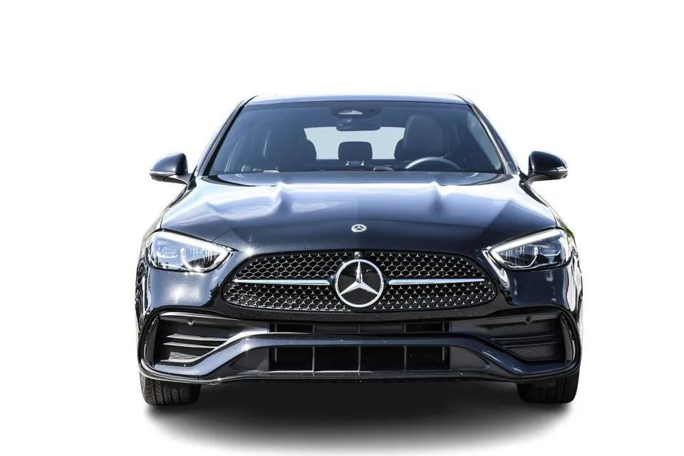 Mercedes-Benz C-Class 2026 photo 2