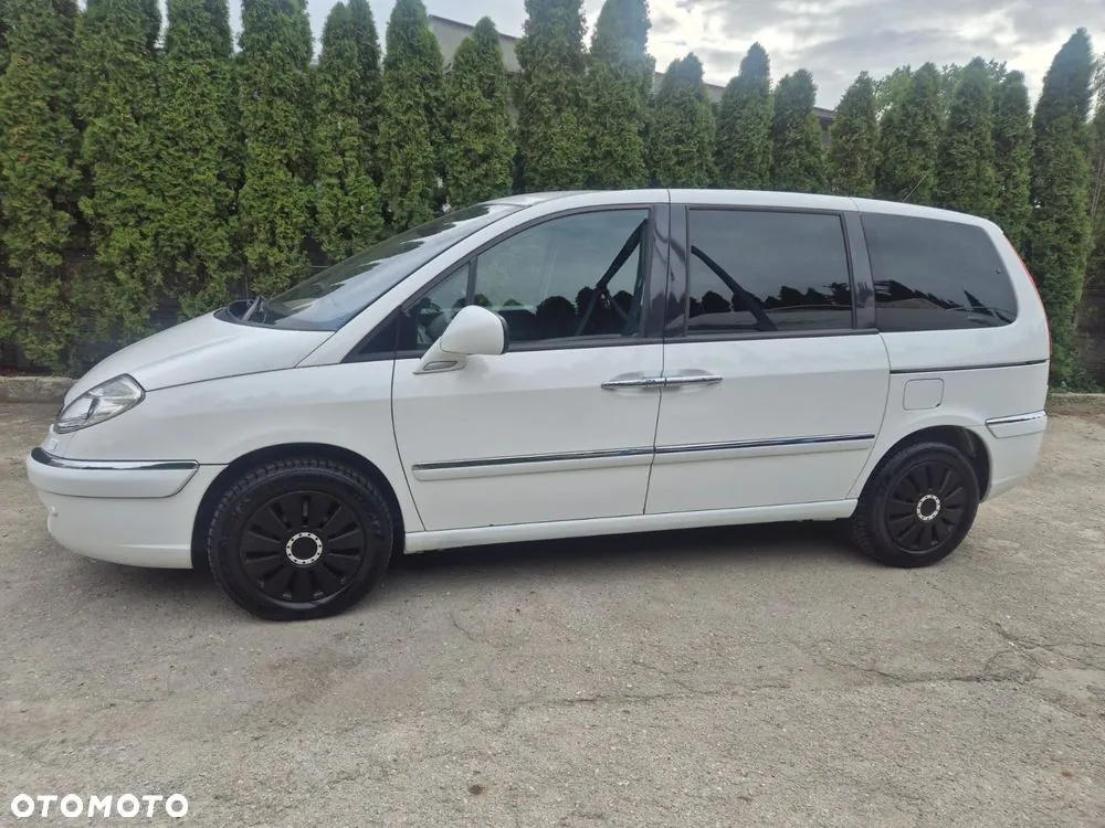 Citroen C8 2010 photo 2